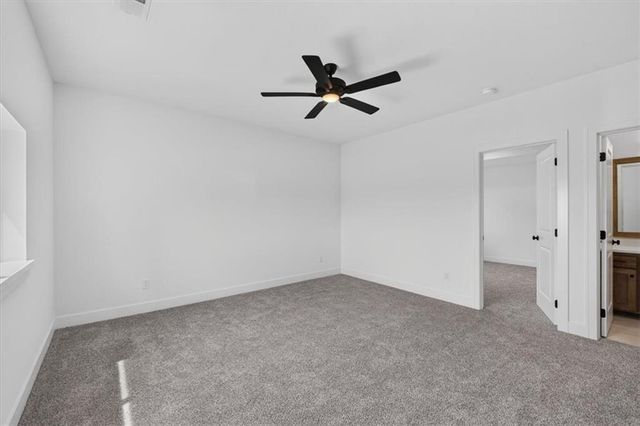 132 SE Nelson Drive, Blue Springs, MO 64014
