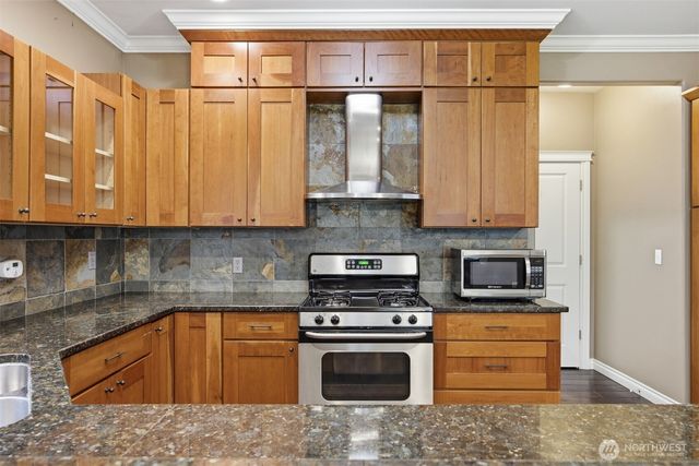 1213 Garland Lane, Bellingham, WA 98226