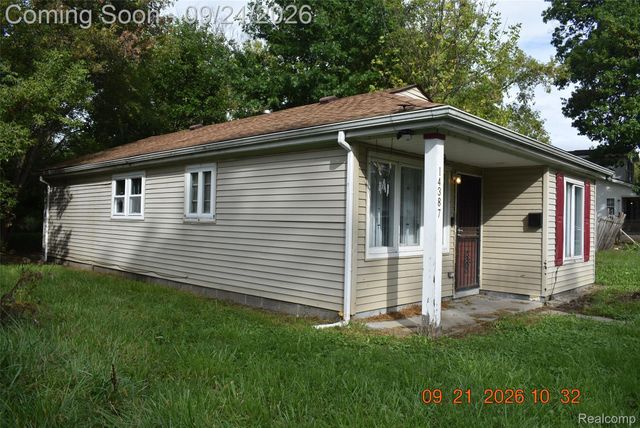 14387 Auburn Street, Detroit, MI 48223