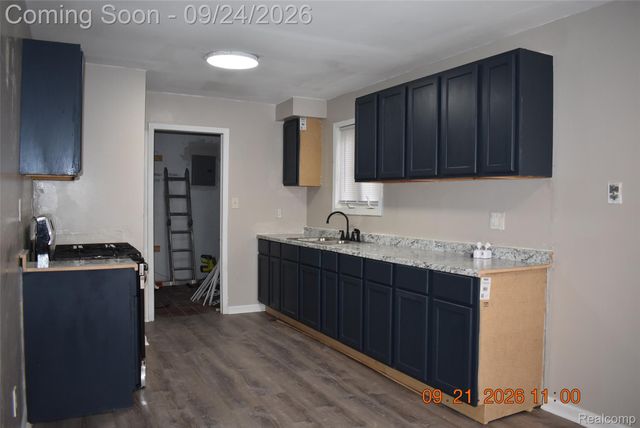 14387 Auburn Street, Detroit, MI 48223
