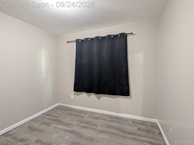 14387 Auburn Street, Detroit, MI 48223