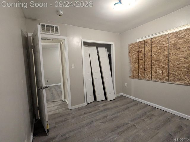 14387 Auburn Street, Detroit, MI 48223
