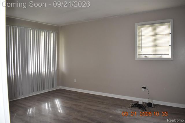 14387 Auburn Street, Detroit, MI 48223