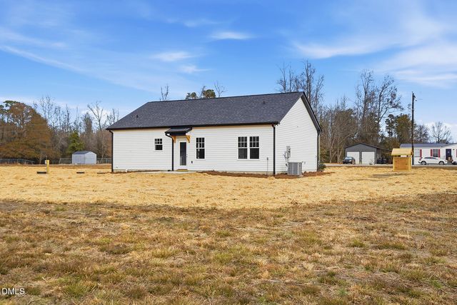 1065 Jada Allen Road, Dunn, NC 28334