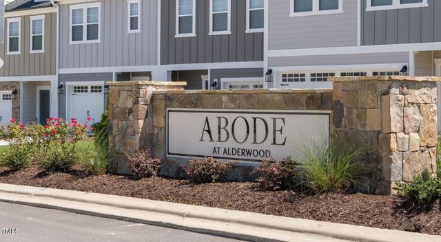 834 Macassar Lane Holden - 49, Apex, NC 27523