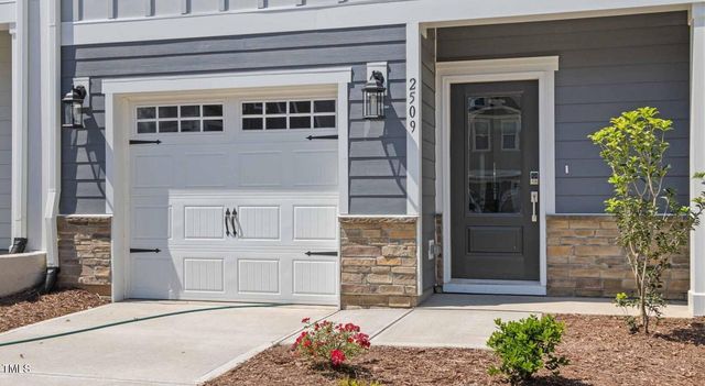 834 Macassar Lane Holden - 49, Apex, NC 27523