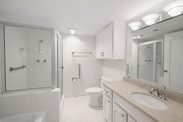 5050 Ambassador Way 111, Houston, TX 77056