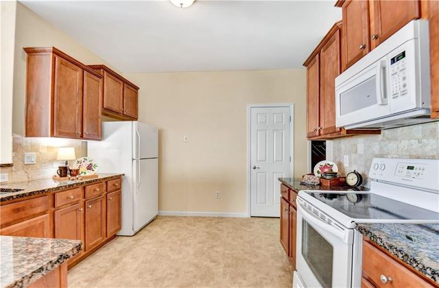 816 Ideal Place, Winder, GA 30680