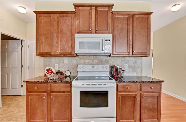 816 Ideal Place, Winder, GA 30680