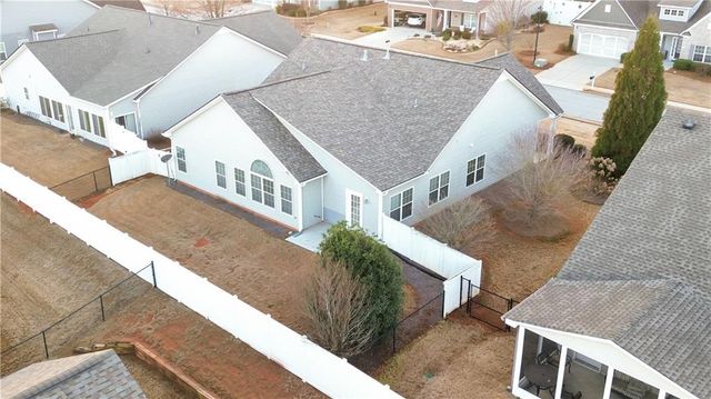 816 Ideal Place, Winder, GA 30680