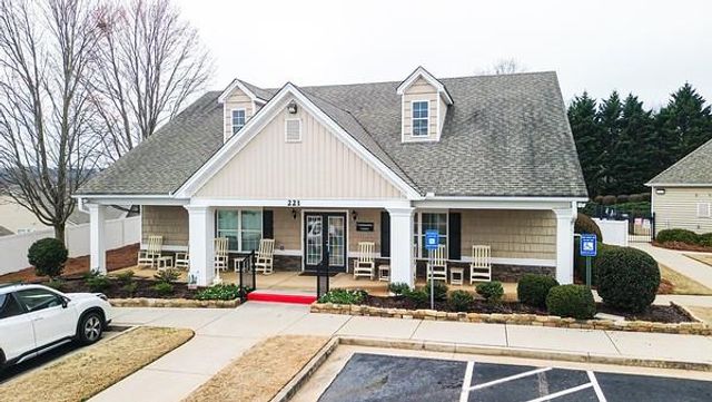 816 Ideal Place, Winder, GA 30680