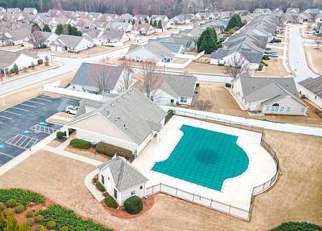 816 Ideal Place, Winder, GA 30680