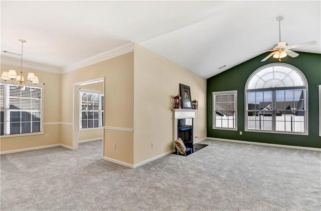 816 Ideal Place, Winder, GA 30680