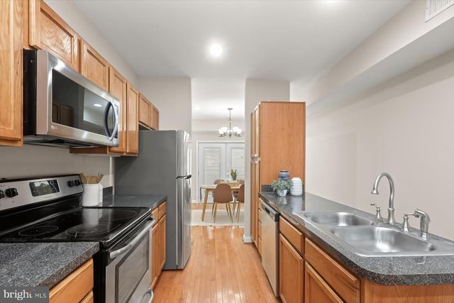 1749 S HANOVER ST, Baltimore, MD 21230