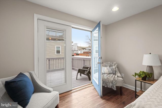 1749 S HANOVER ST, Baltimore, MD 21230