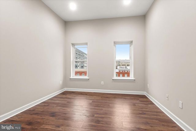 1749 S HANOVER ST, Baltimore, MD 21230