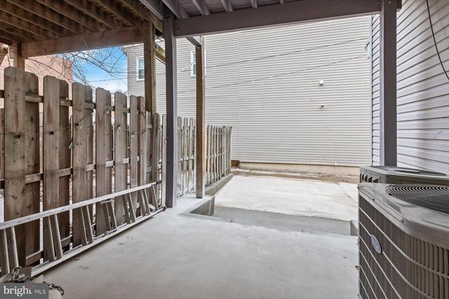 1749 S HANOVER ST, Baltimore, MD 21230