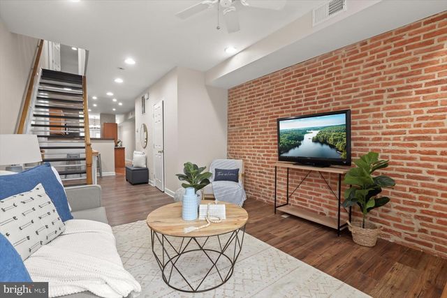 1749 S HANOVER ST, Baltimore, MD 21230