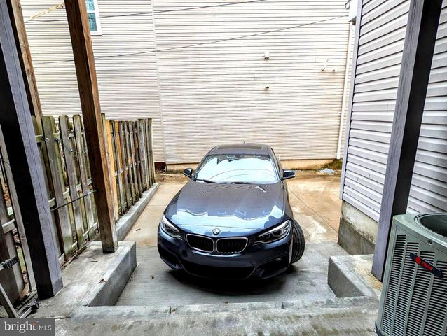 1749 S HANOVER ST, Baltimore, MD 21230