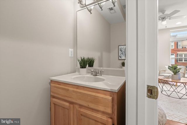 1749 S HANOVER ST, Baltimore, MD 21230