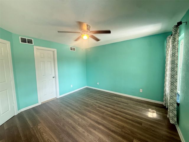 3240 Lombardy Lane 108, Dallas, TX 75220