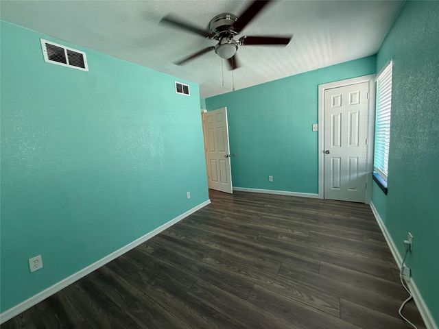 3240 Lombardy Lane 108, Dallas, TX 75220