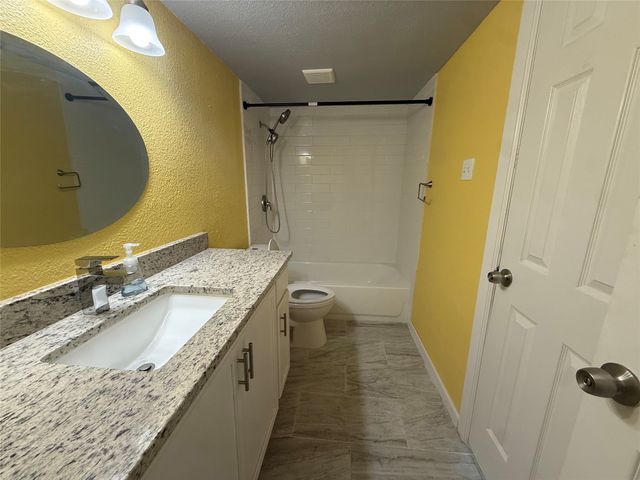 3240 Lombardy Lane 108, Dallas, TX 75220