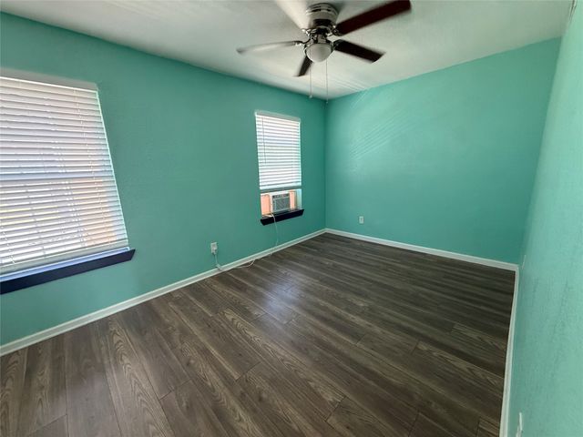 3240 Lombardy Lane 108, Dallas, TX 75220