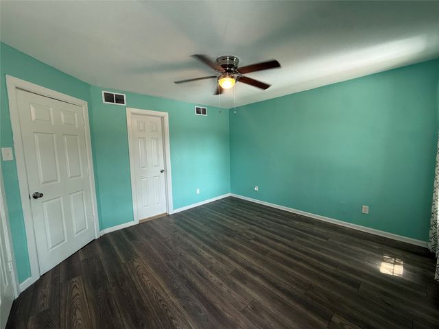 3240 Lombardy Lane 108, Dallas, TX 75220
