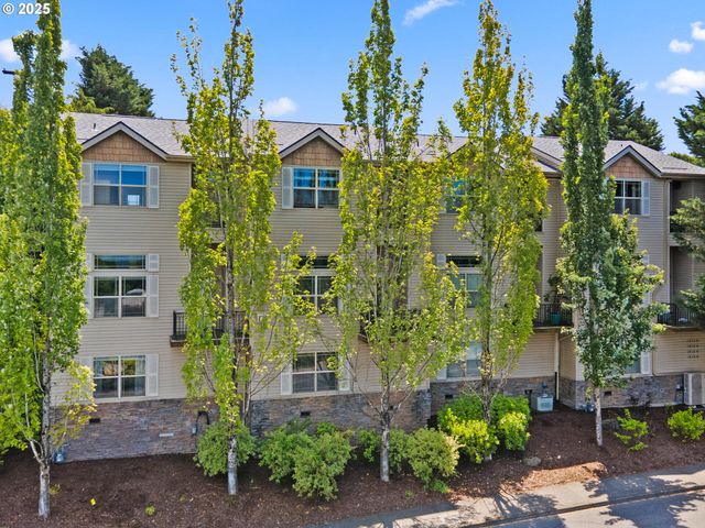 12130 Ne FREMONT St 4, Portland, OR 97220