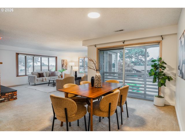 3812 Ne 134TH Ave, Portland, OR 97230