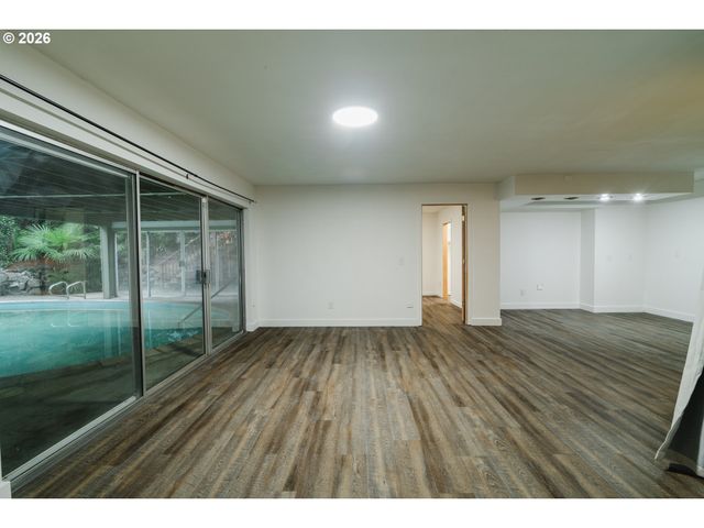 3812 Ne 134TH Ave, Portland, OR 97230
