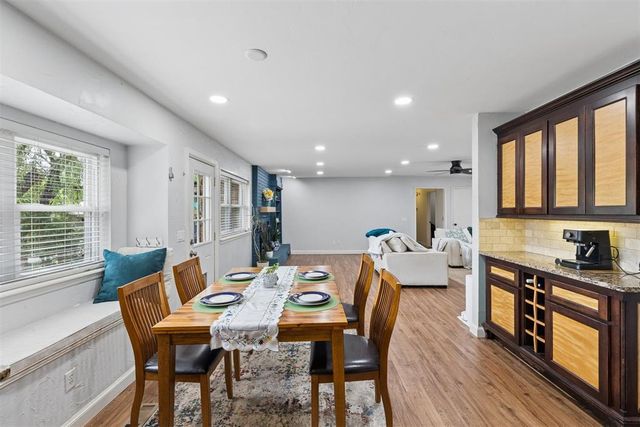 6904 Saint Mary's Place, Oklahoma City, OK 73132