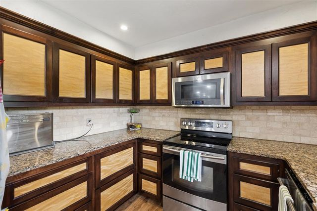 6904 Saint Mary's Place, Oklahoma City, OK 73132