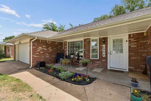6904 Saint Mary's Place, Oklahoma City, OK 73132