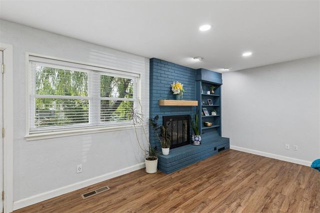 6904 Saint Mary's Place, Oklahoma City, OK 73132