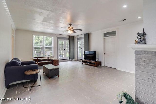 808 Courthouse Road, Gulfport, MS 39507