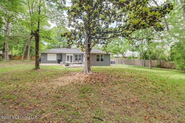 808 Courthouse Road, Gulfport, MS 39507