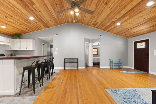 1510 Fins And Feathers Road, Burnside, KY 42519