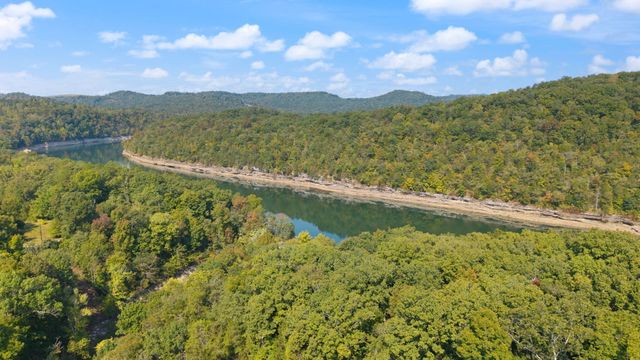 1510 Fins And Feathers Road, Burnside, KY 42519