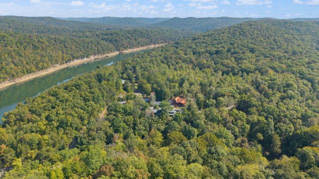 1510 Fins And Feathers Road, Burnside, KY 42519