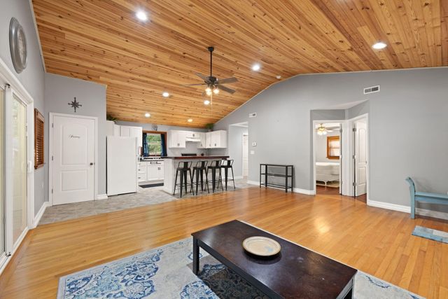 1510 Fins And Feathers Road, Burnside, KY 42519