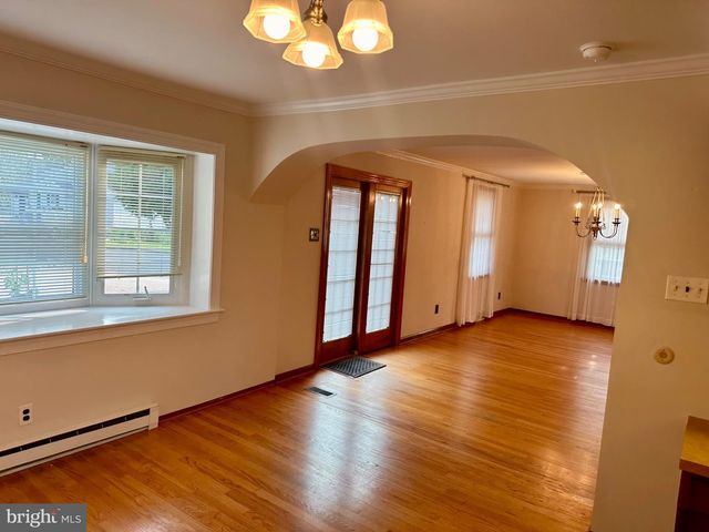 2432 W CHESTER PIKE, Broomall, PA 19008