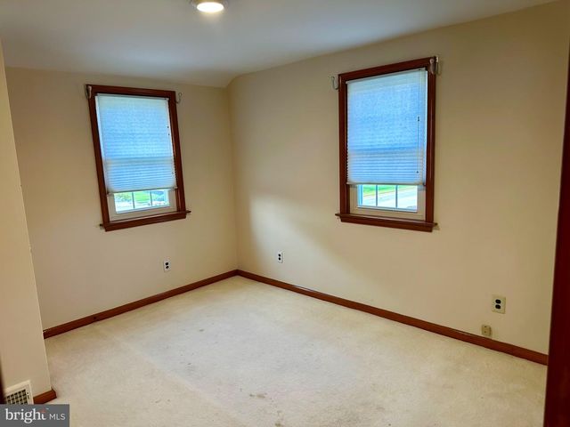 2432 W CHESTER PIKE, Broomall, PA 19008