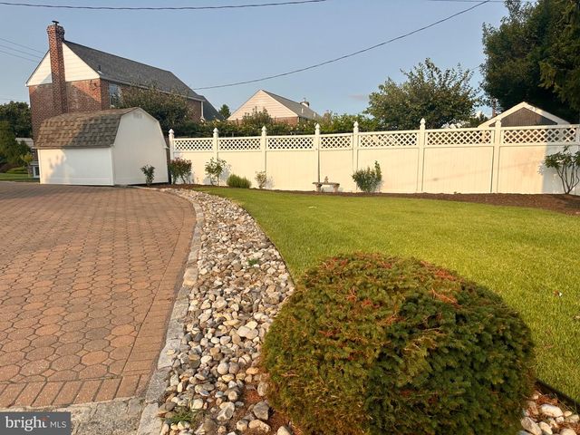 2432 W CHESTER PIKE, Broomall, PA 19008