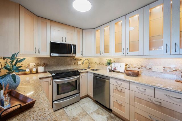 2391 Lyall Way, Belmont, CA 94002
