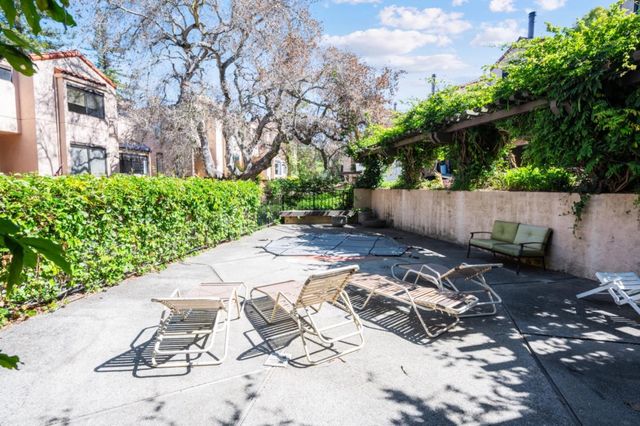 2391 Lyall Way, Belmont, CA 94002