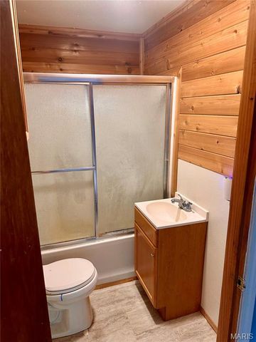 1116 N Missouri Street, Potosi, MO 63664