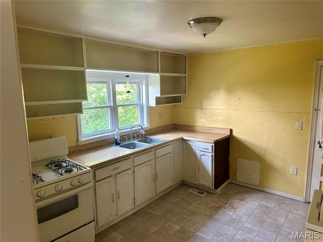 1116 N Missouri Street, Potosi, MO 63664