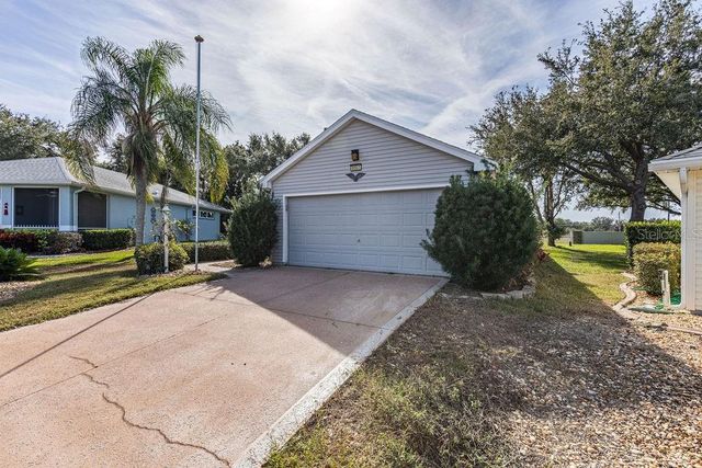 6002 SAILBOAT AVENUE, Tavares, FL 32778